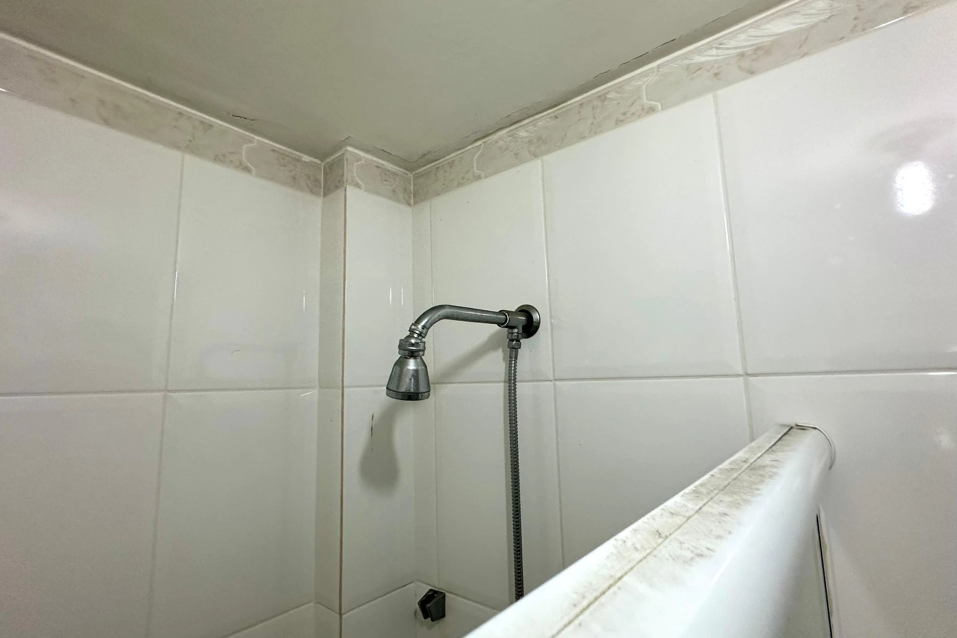 200 m² apartment with a washing machine and a home office — photo 49