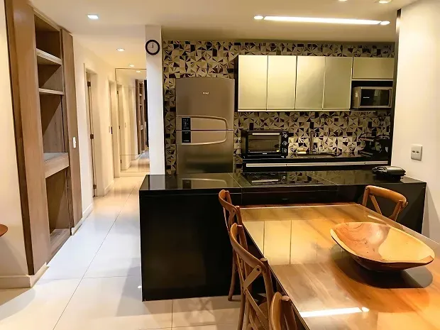 Furnished apartment with open-plan kitchen and 3 bedrooms — photo 16