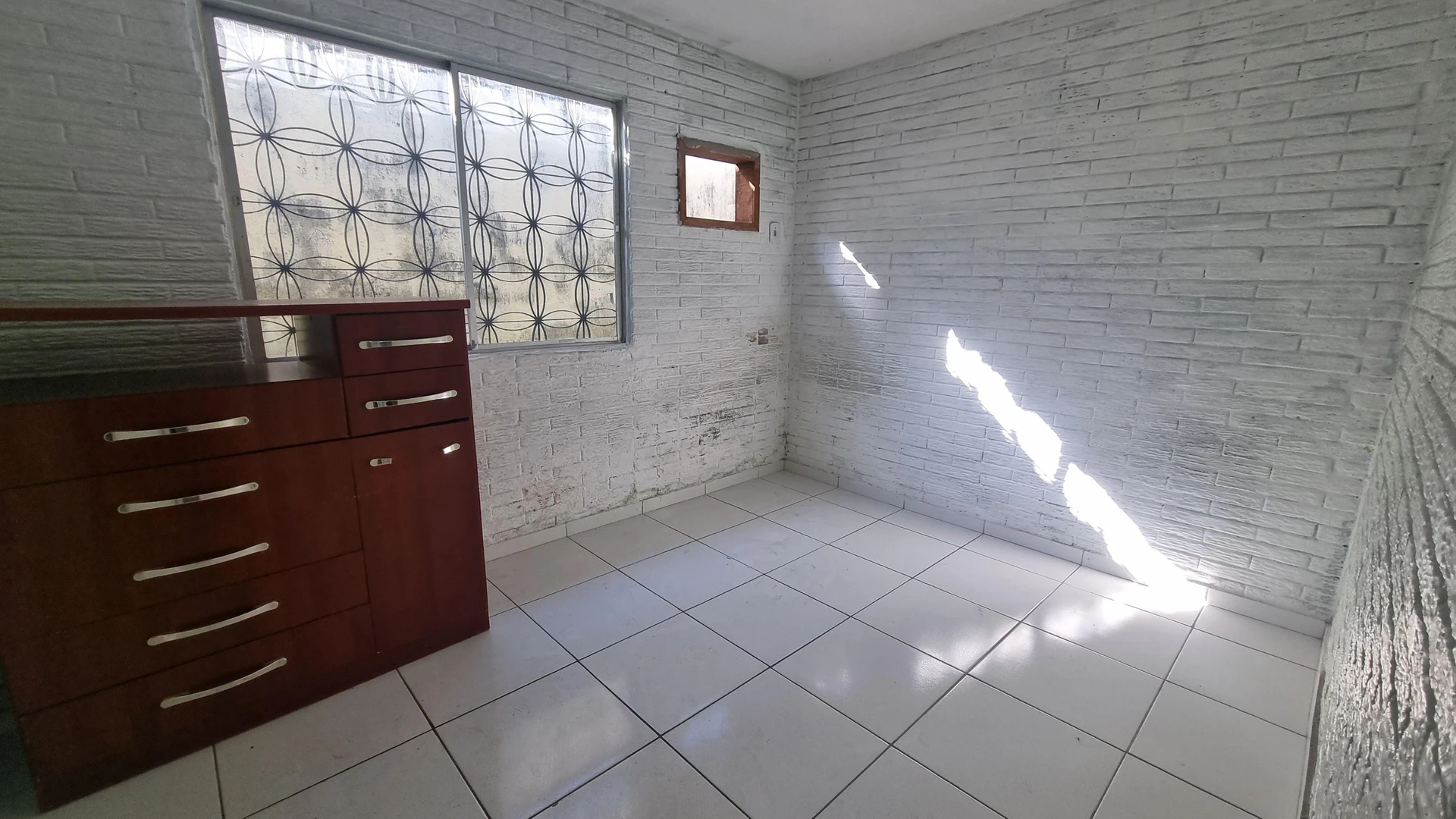 Washing machine in a 5-bedroom house, 200 m² — photo 31