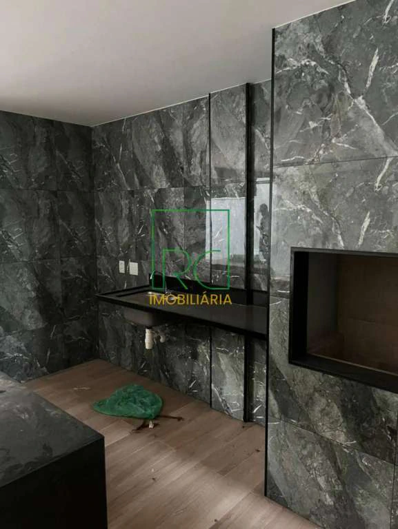 Furnished gated house with 5 en-suite bedrooms and 470 m² — photo 13