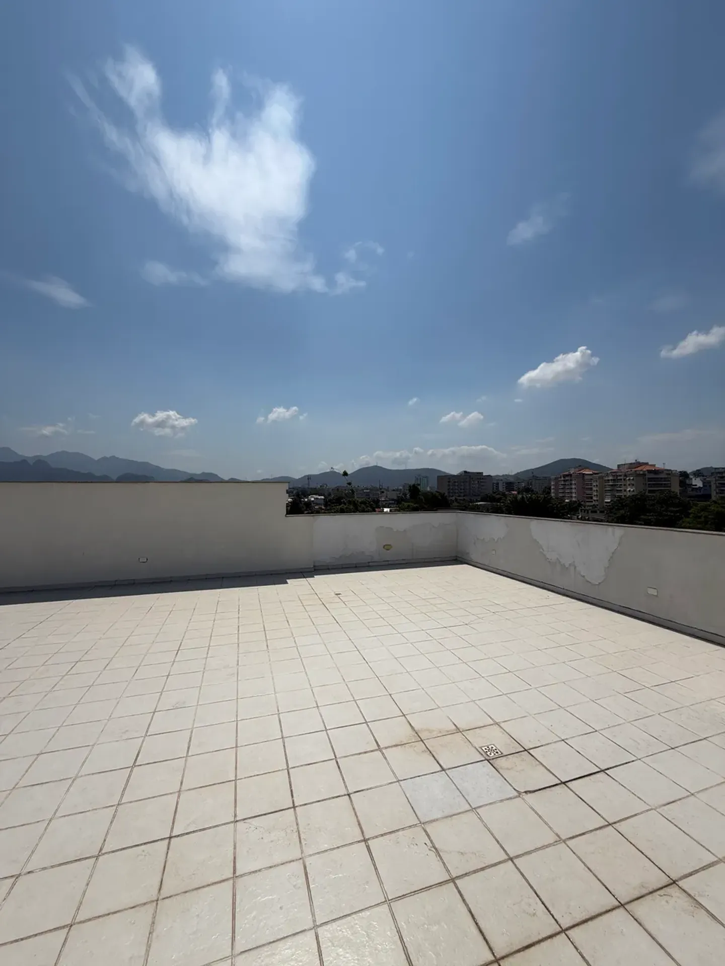 Apartment on the 1st floor with a private BBQ — photo 39
