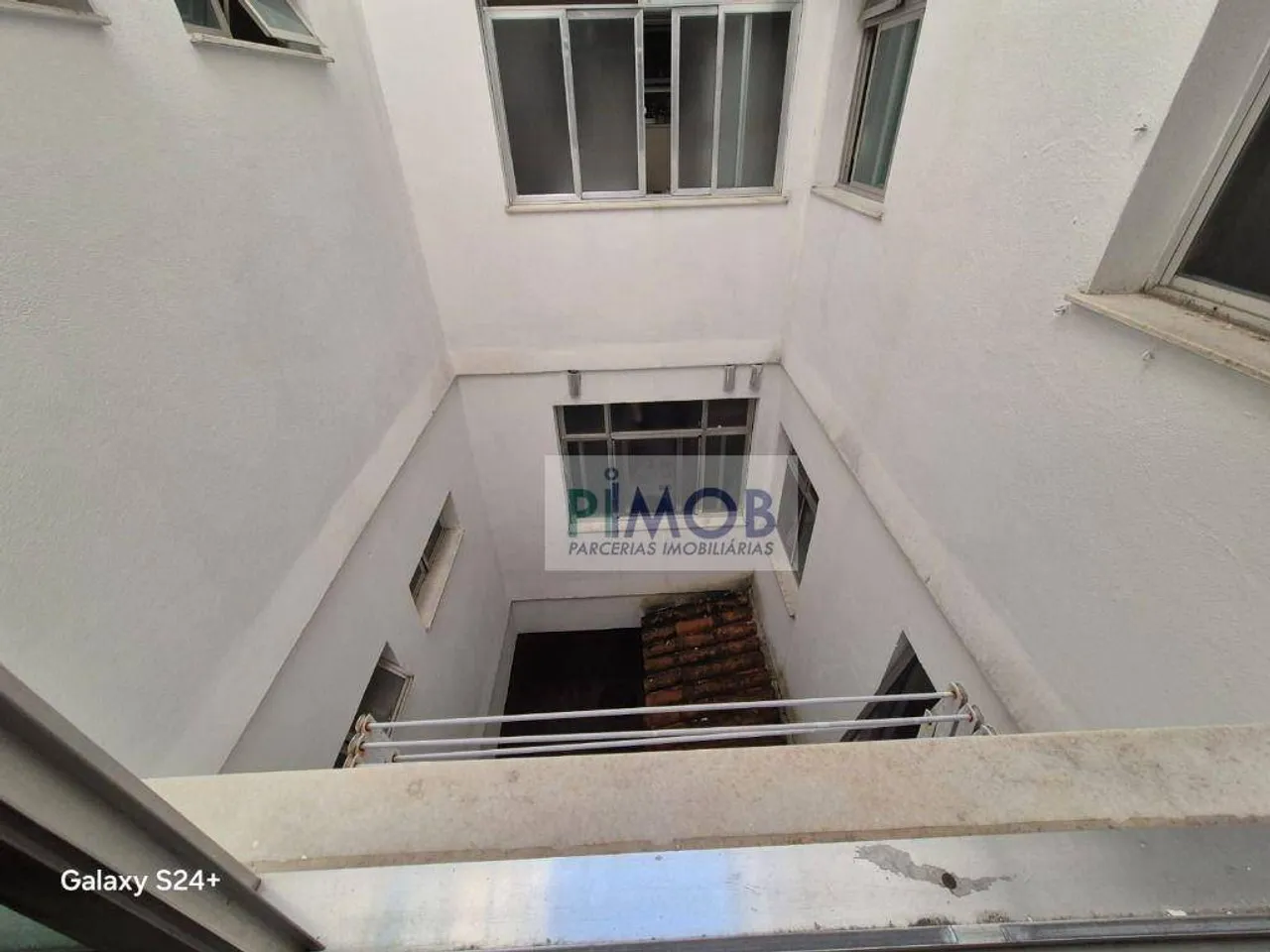 Apartamento de 2 quartos e 104 m² com área de lavanderia — photo 7