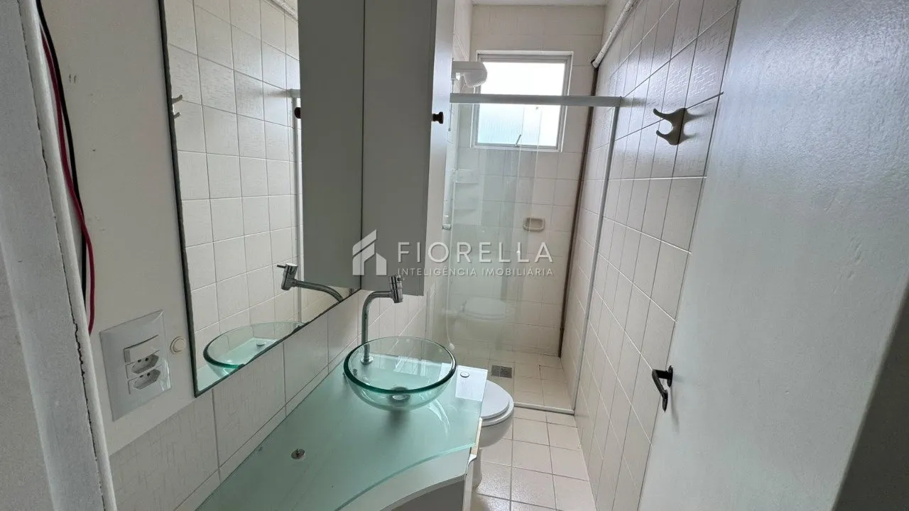 113 m² apartment with a home office and a water view — photo 7