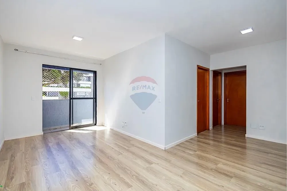 3-bedroom rental apartment with 96 m² and 1 parking