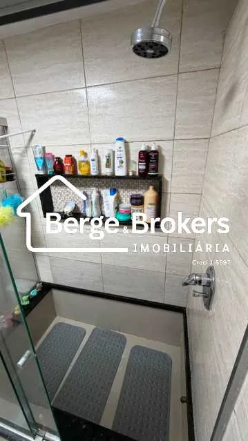 Furnished 3-bedroom apartment with 3 bathrooms — photo 18