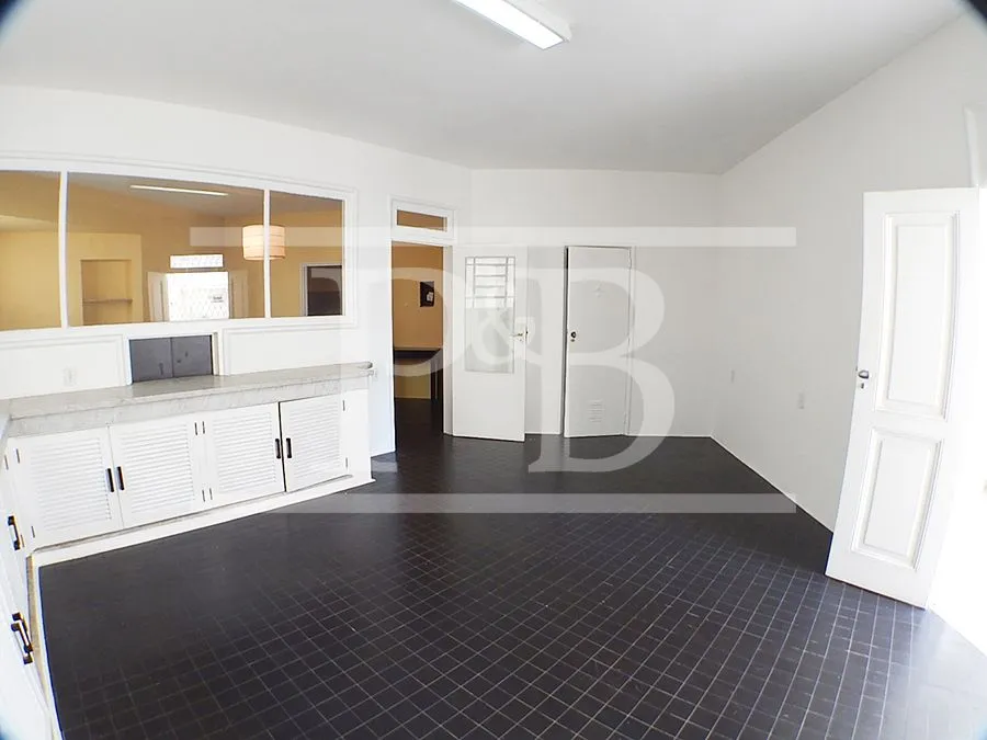 4-bedroom apartment with 3 bathrooms, 420 m² — photo 32