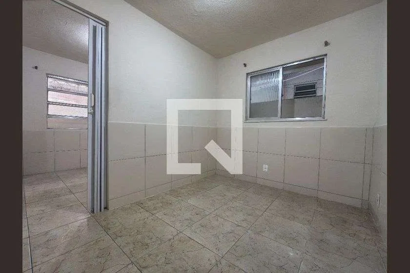 1-bedroom house with a separate, closed kitchen — photo 14