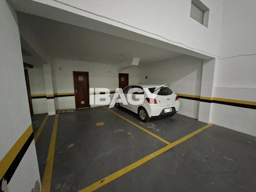 Apartamento de 4 dormitorios con 135 m² y 1 suite — photo 26