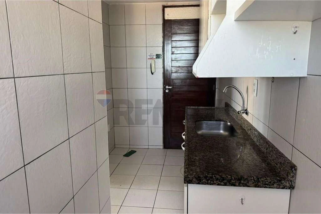 65 m² apartment with 2 bedrooms and en-suite — photo 2