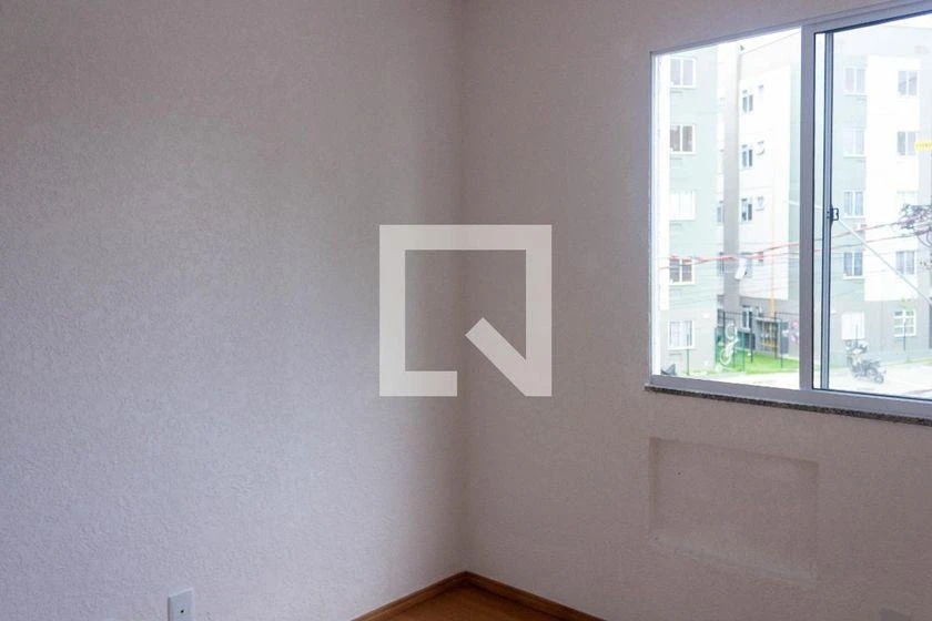 Apartamento de 2 quartos com piso de madeira ou laminado — photo 35