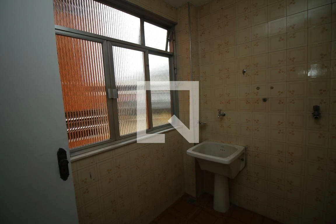 Rental apartment with 3 bedrooms and a balcony — photo 29
