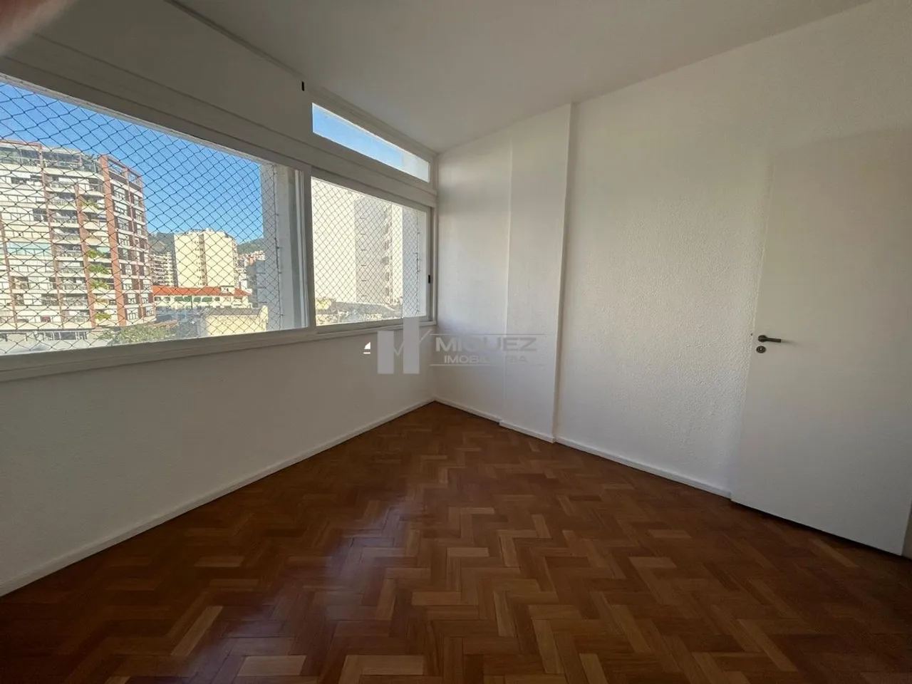 3-bedroom, 3-bath apartment with 1 parking space — photo 7