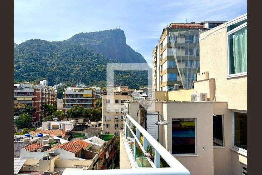 180 m² furnished apartment with open-plan kitchen — photo 4