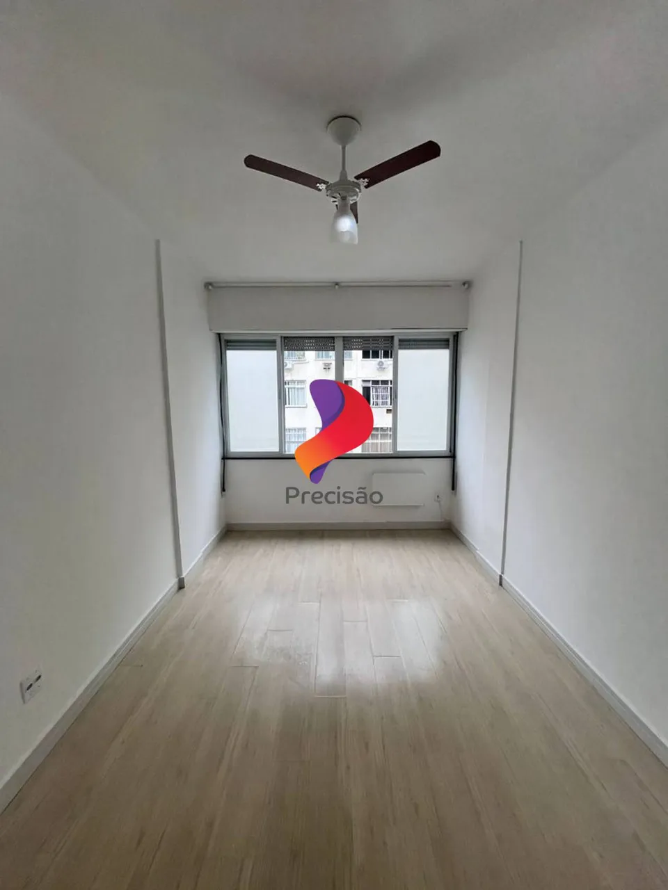 Studio-style apartment with split bedroom and living 28 m² — photo 20