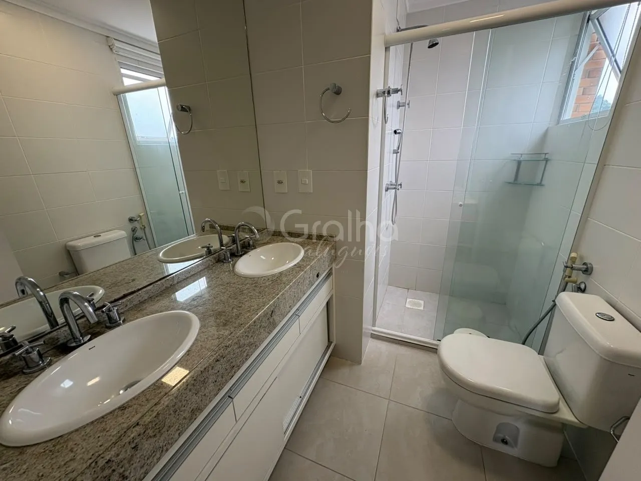 94 m² apartment with a walk-in closet and a dishwasher — photo 33