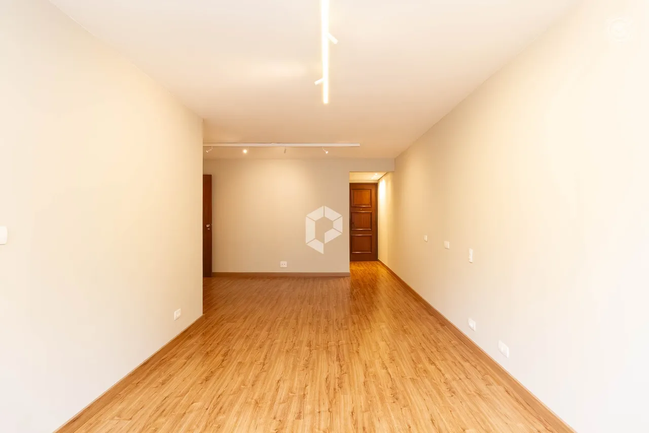 3-bedroom apartment with 2 parking spaces and 130 m² — photo 3