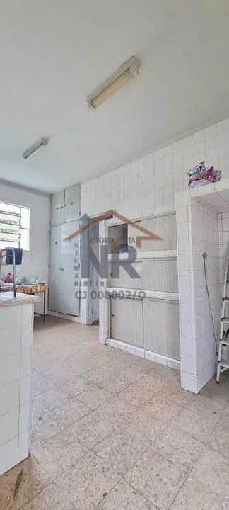 Single-story house with 3 bedrooms, 1 bathroom — photo 17