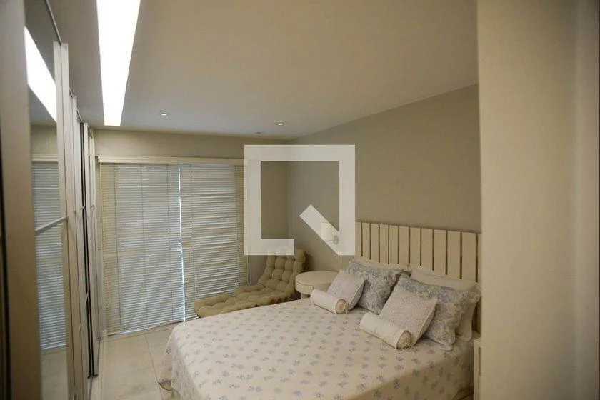 Washing machine in a 3-bedroom apartment, 160 m² — photo 3
