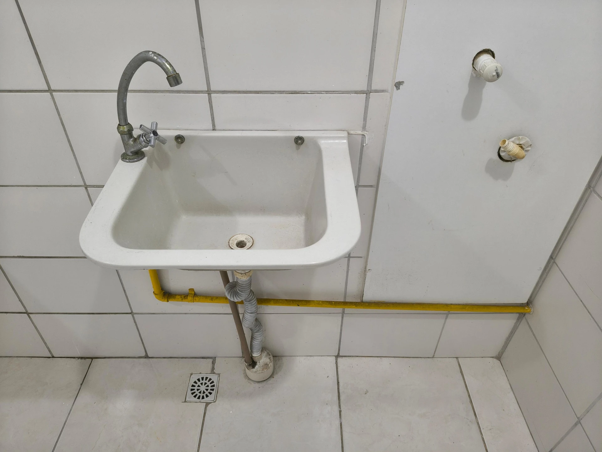 Немебльована квартира з пральною зоною та 2 спальнями — photo 21