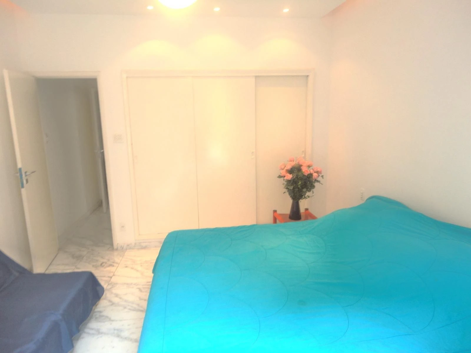Apartamento mobiliado com 4 quartos e cozinha fechada — photo 36