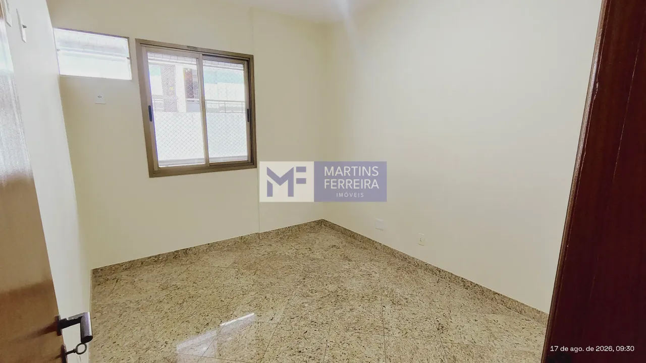 Apartment with 3 bedrooms and a closed kitchen — photo 10