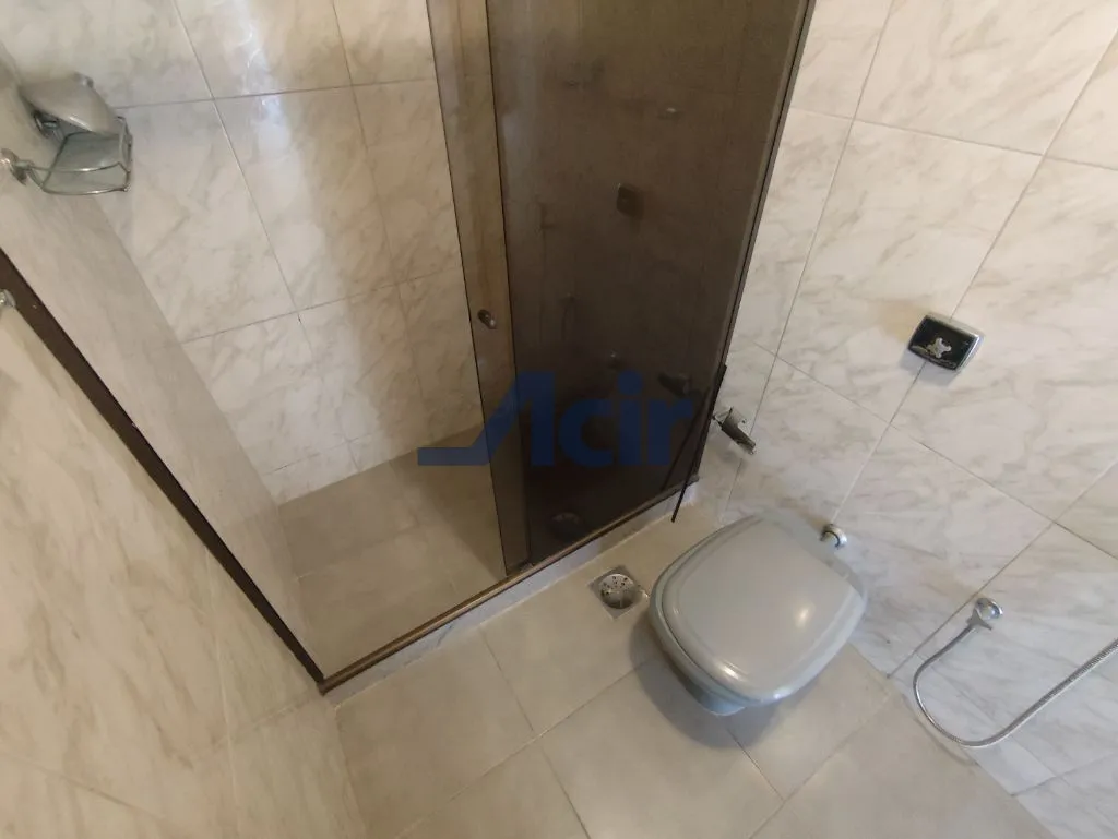 3-bedroom apartment, 1 with its own bathroom, 122 m² — photo 4