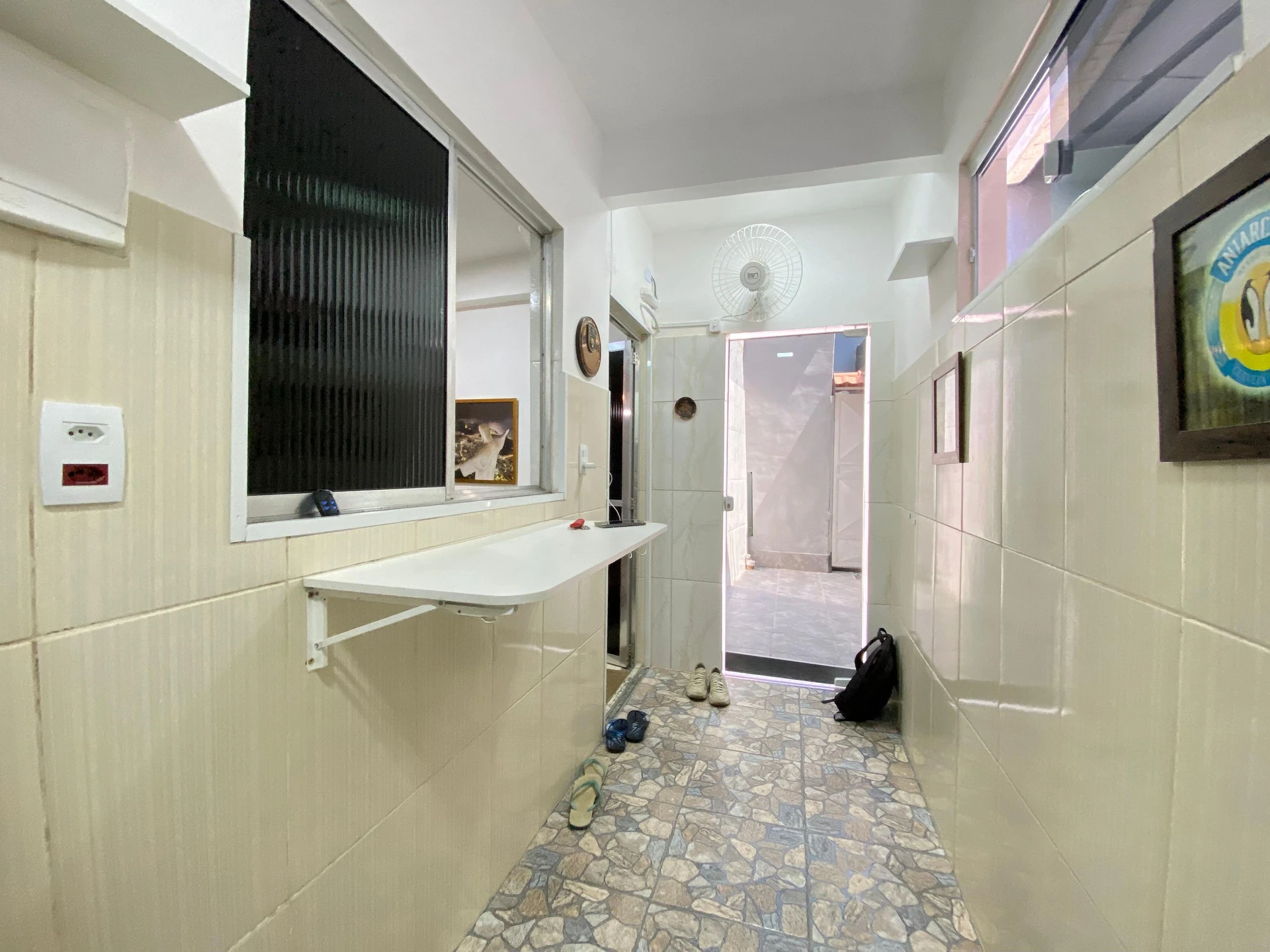 One-bedroom house with a washing machine in Rio de Janeiro — photo 32