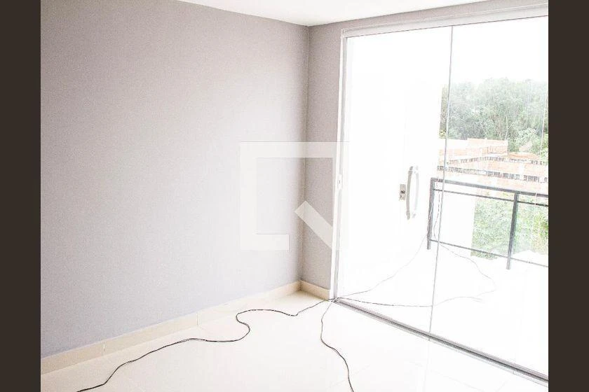 Rental house with 4 bedrooms and 250 m² open-plan kitchen — photo 17