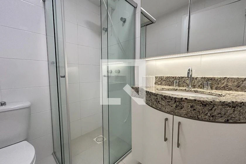 2-bedroom apartment in a building with a pool — photo 25