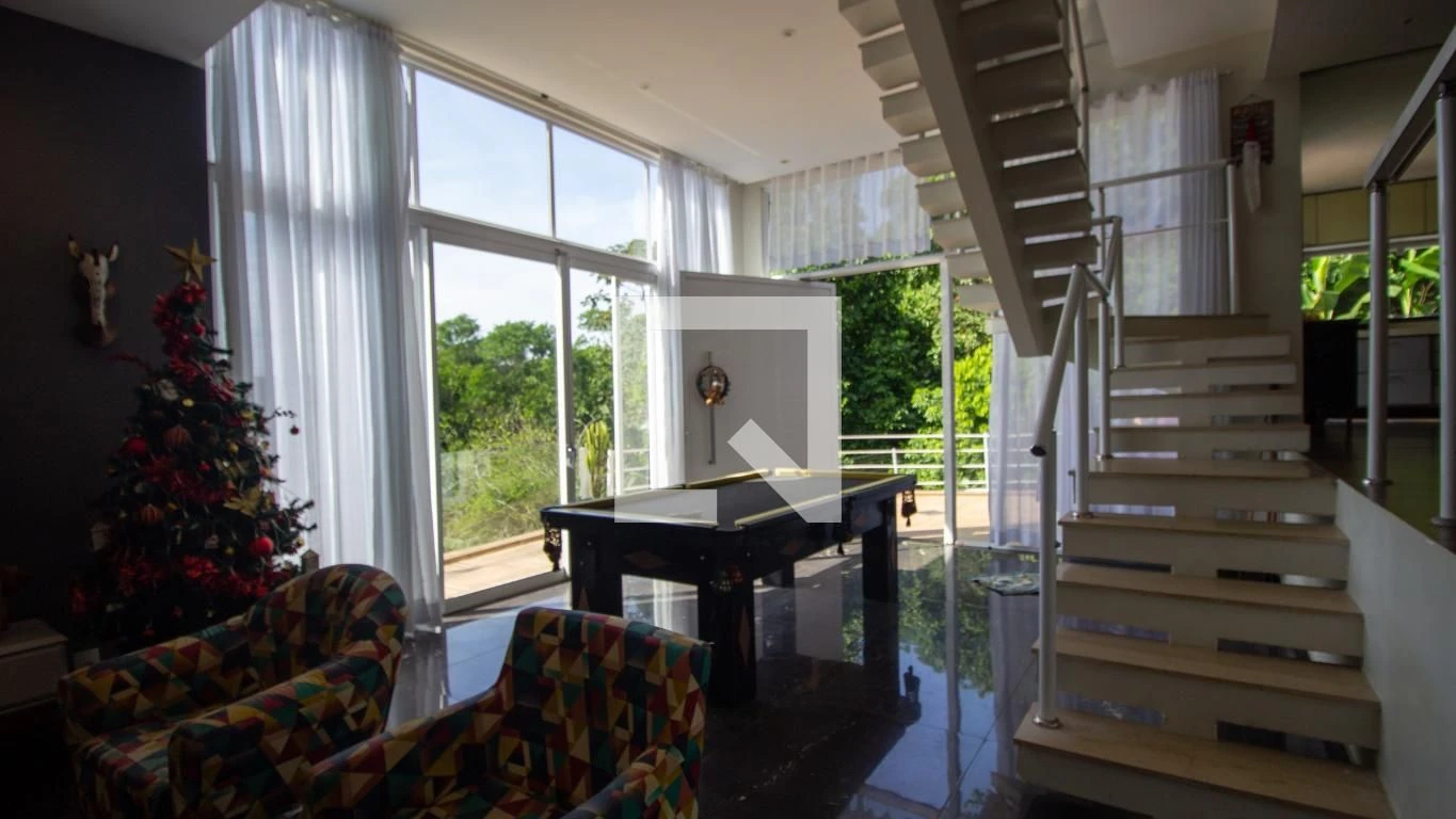 Furnished house with 5 bedrooms and 6 parking spaces — photo 13