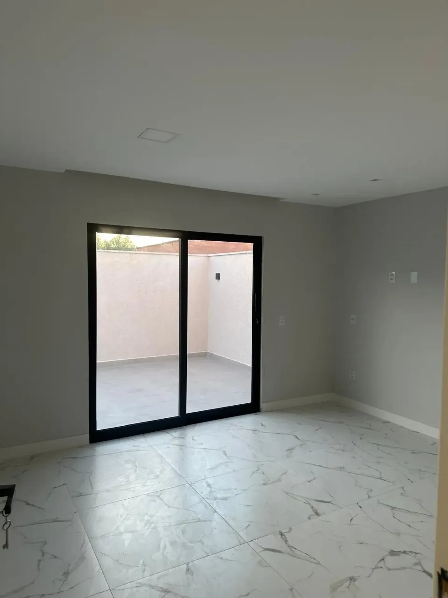 Casa sem mobília com 5 quartos e 5 banheiros — photo 44