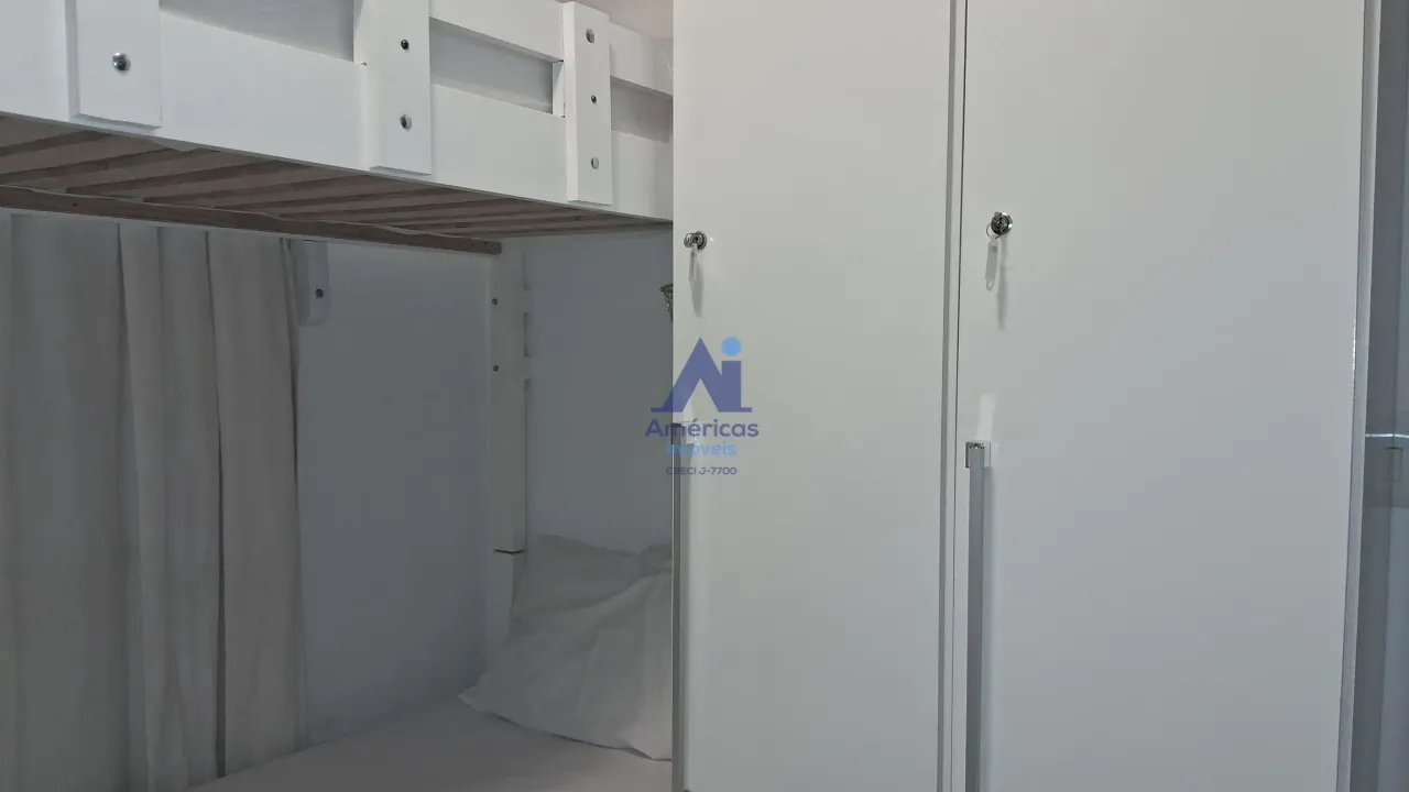 Apartamento com 3 quartos e cozinha em ambiente fechado — photo 11