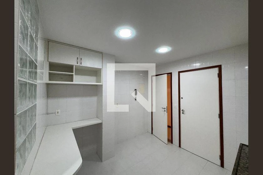 Apartamento de 3 quartos com armários planejados e varanda — photo 26