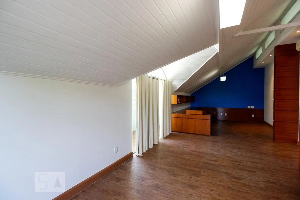 House with 5 bedrooms and 11 bathrooms plus 5 parking — photo 33