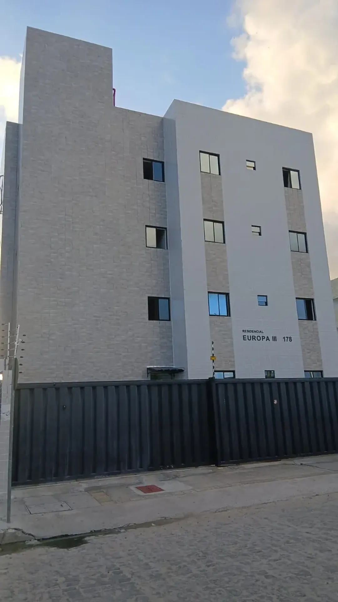 Квартира: 2 спальні, 75 м² — photo 3