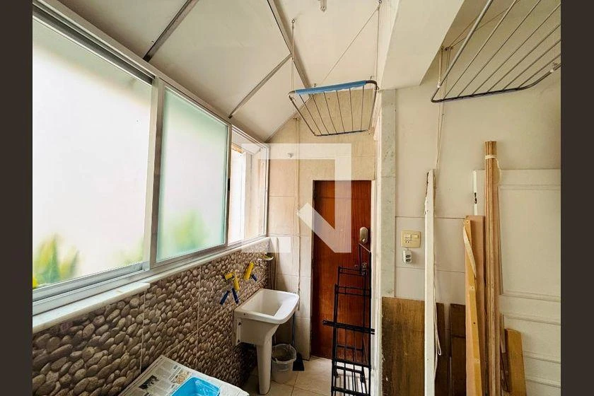 Apartamento mobiliado com 3 quartos e 105 m² — photo 26