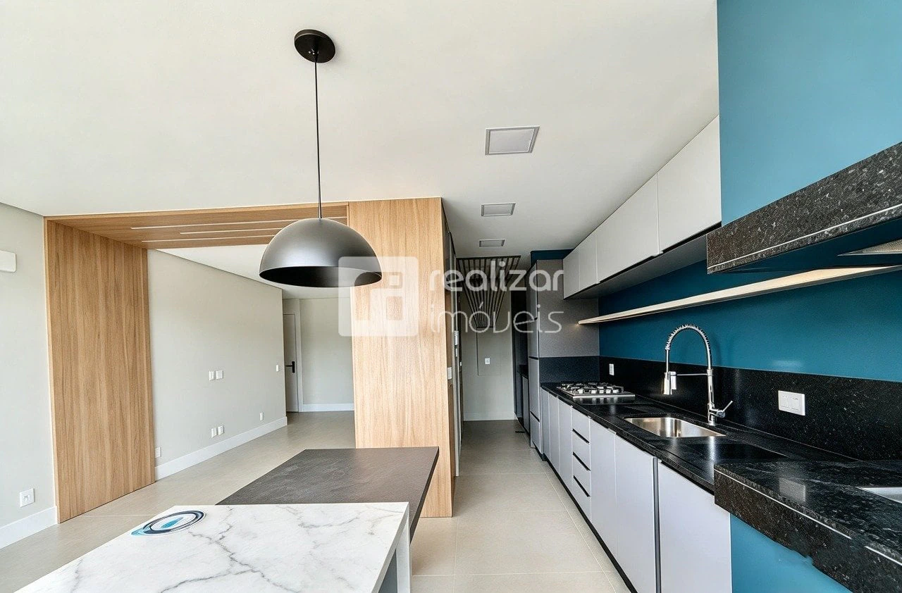 3-bedroom apartment with a grill on the balcony — photo 15