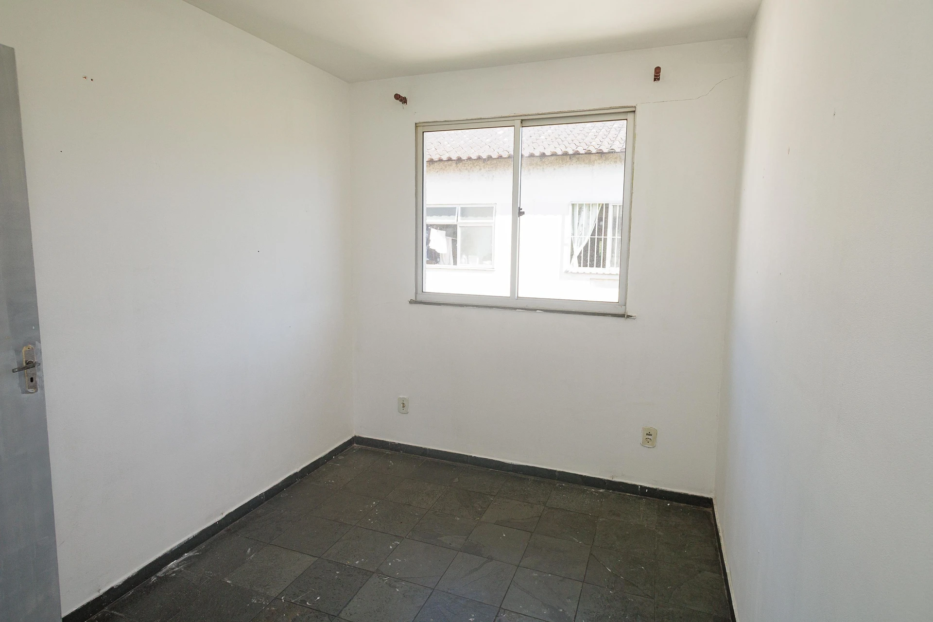 Unfurnished apartment with 2 bedrooms and 1 parking spot — photo 11