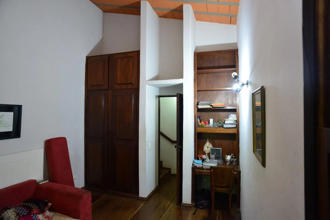 Furnished house, 530 m², with a grill on the balcony — photo 72