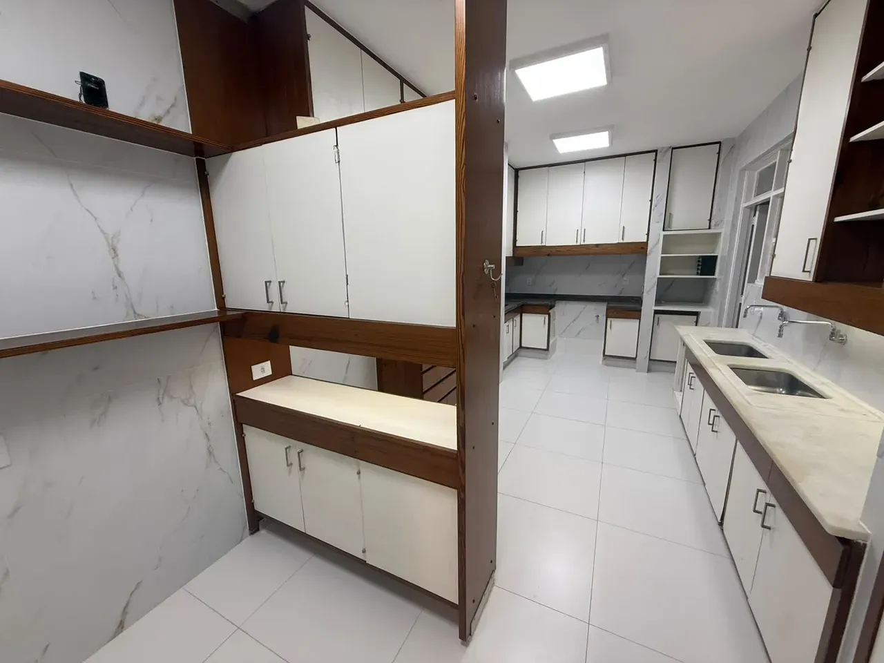 3-bedroom apartment with a water view in Rio de Janeiro — photo 2