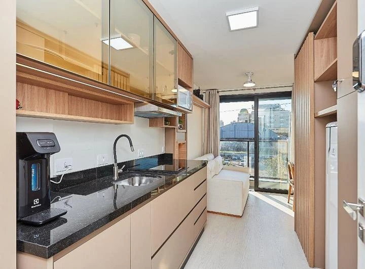 Мебльована квартира 36 м² з 1 спальнею та місцем — photo 2