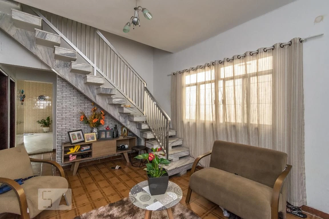 Casa para alugar com 6 quartos e 3 banheiros — photo 11