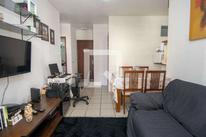 Furnished 76 m² apartment with 2 bedrooms and suite — photo 23