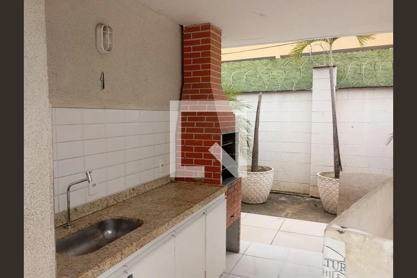 144 m² rental apartment with 2 bedrooms and no parking — photo 26