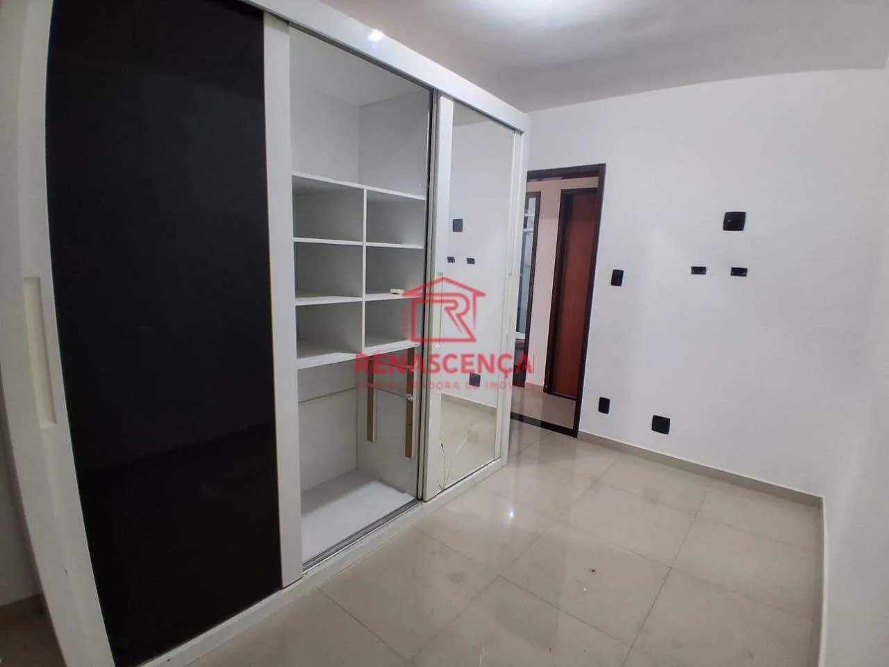 Apartamento con 2 dormitorios y cocina independiente — photo 5