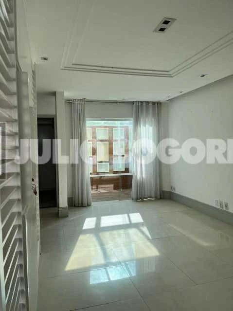 176 m² house with 3 bedrooms, 1 en-suite and pool — photo 12