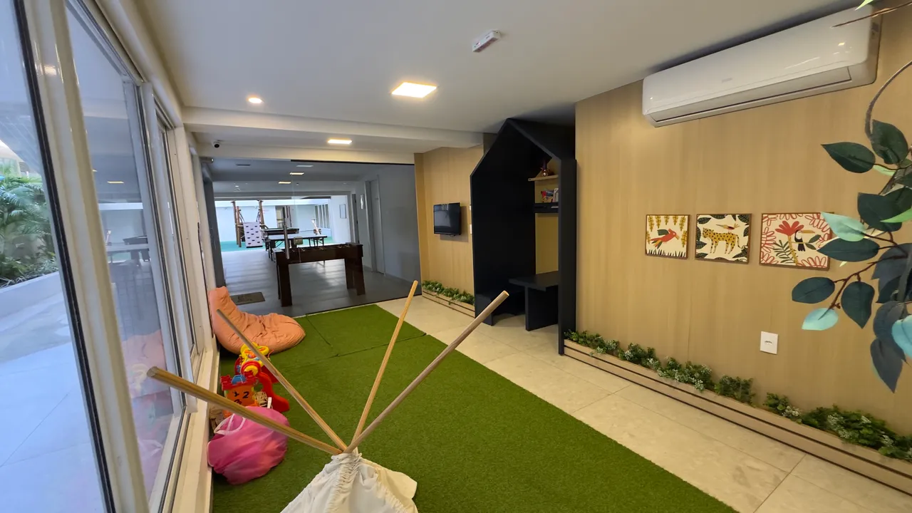 Apartment with open-plan kitchen and 2 bedrooms — photo 9