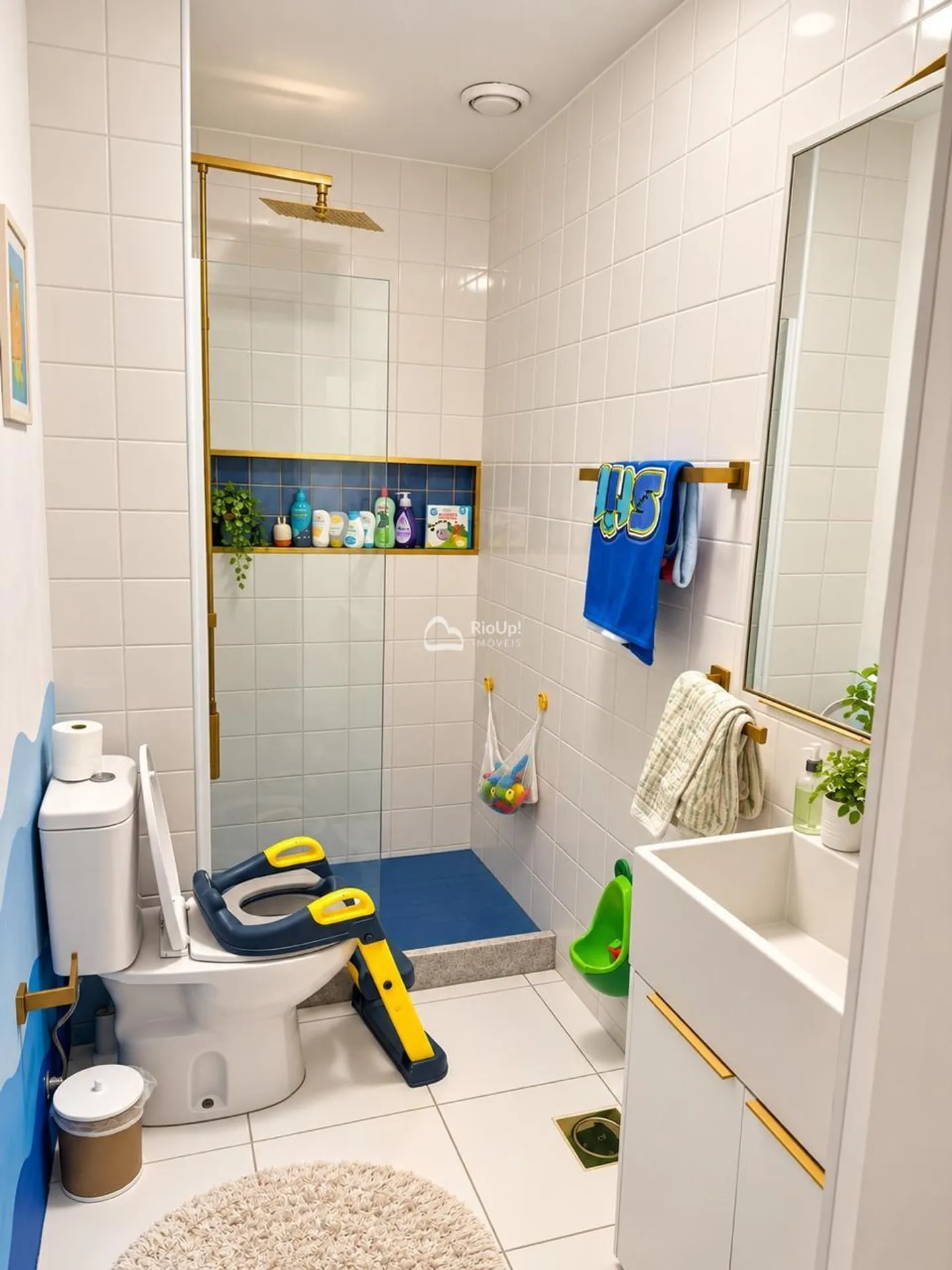 117 m² apartment with a washing machine and a home office — photo 12