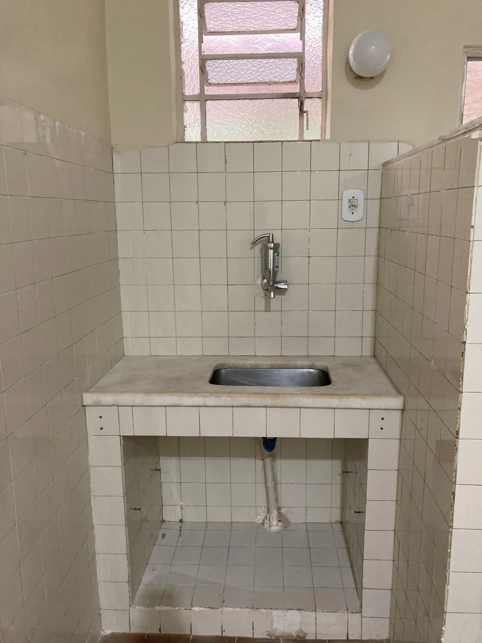 Studio with 1 bedroom and 1 bathroom, 25 m² — photo 2
