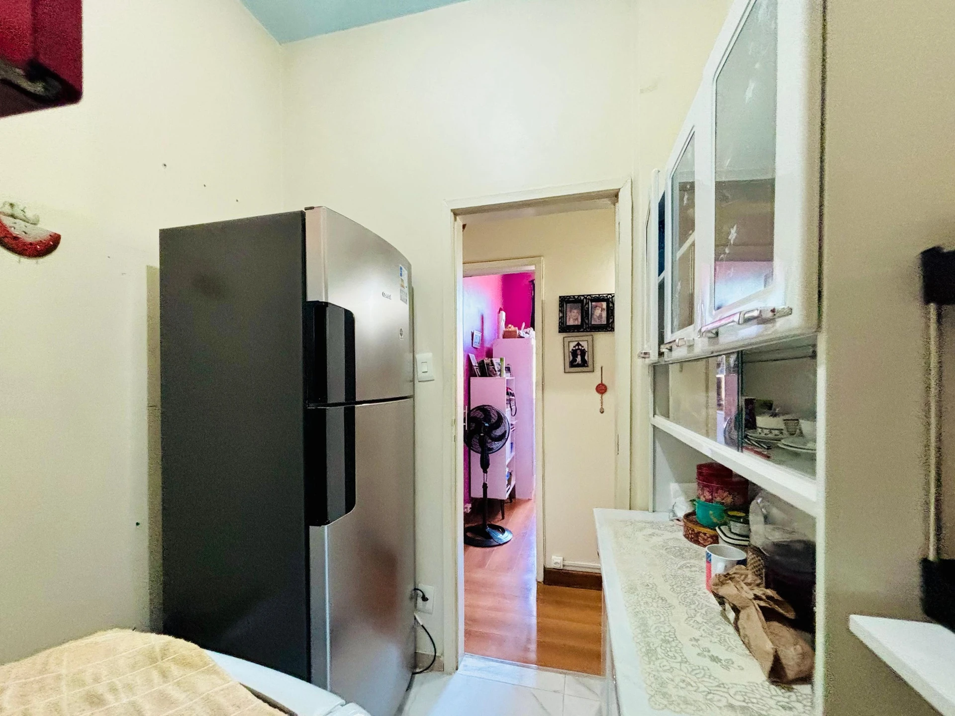 Furnished 2-bedroom apartment with separate kitchen — photo 12